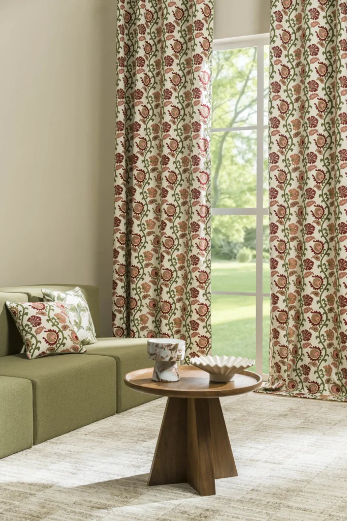 Living Room Curtain Guide: Tips to Pick Stunning Drapes for Your Windows