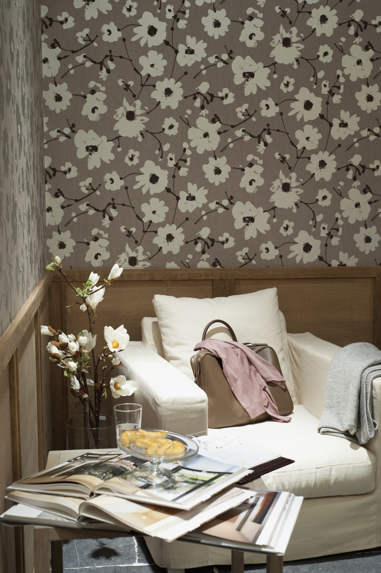 Arte Metal Velvet Flower and Lin Wallpaper