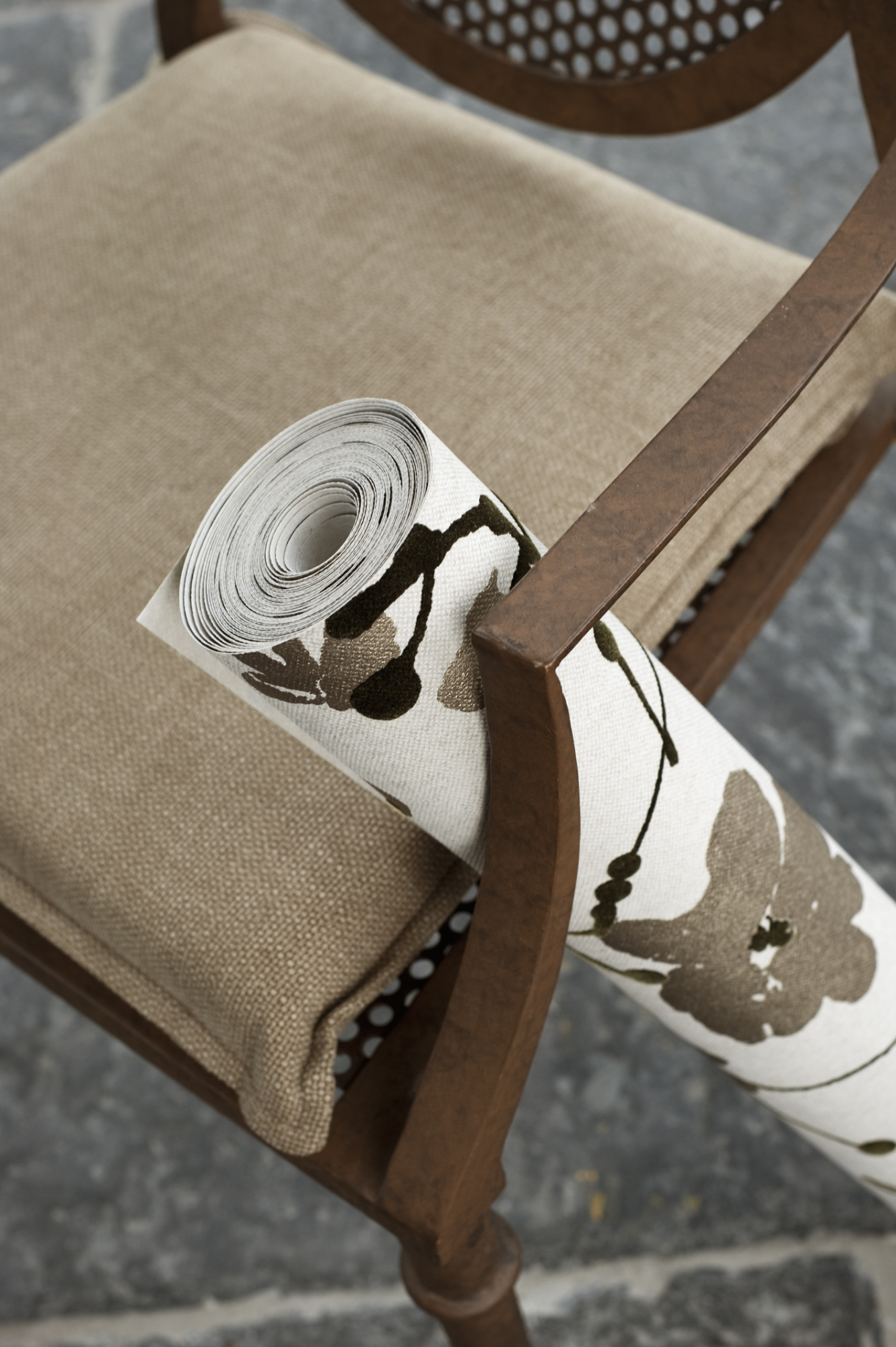 Arte Metal Velvet Flower and Lin Wallpaper