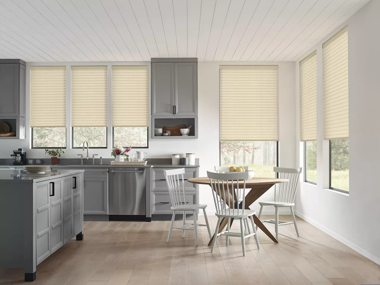 Hunter Douglas Sonnette Roller Blinds