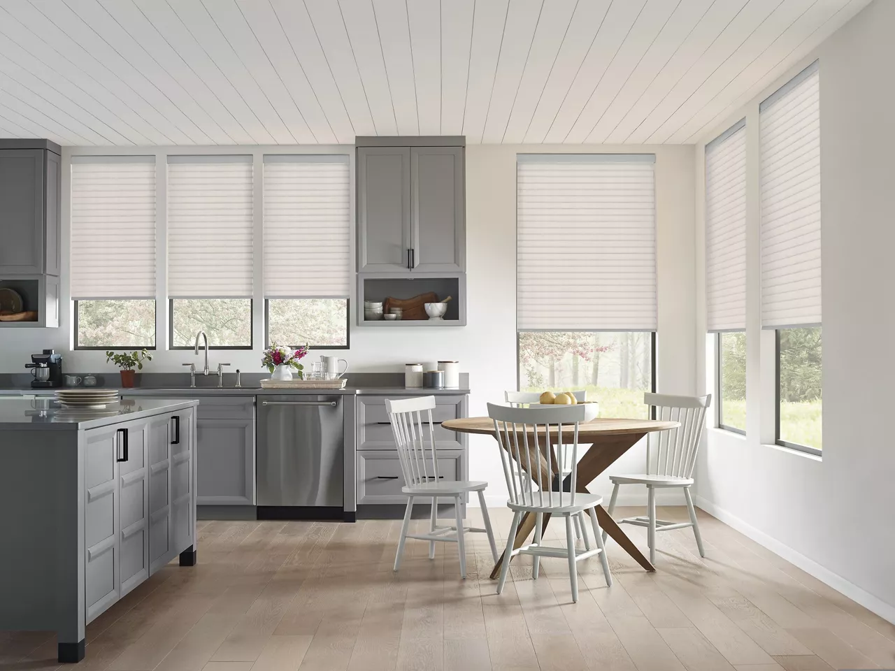 Hunter Douglas Sonnette Roller Blinds