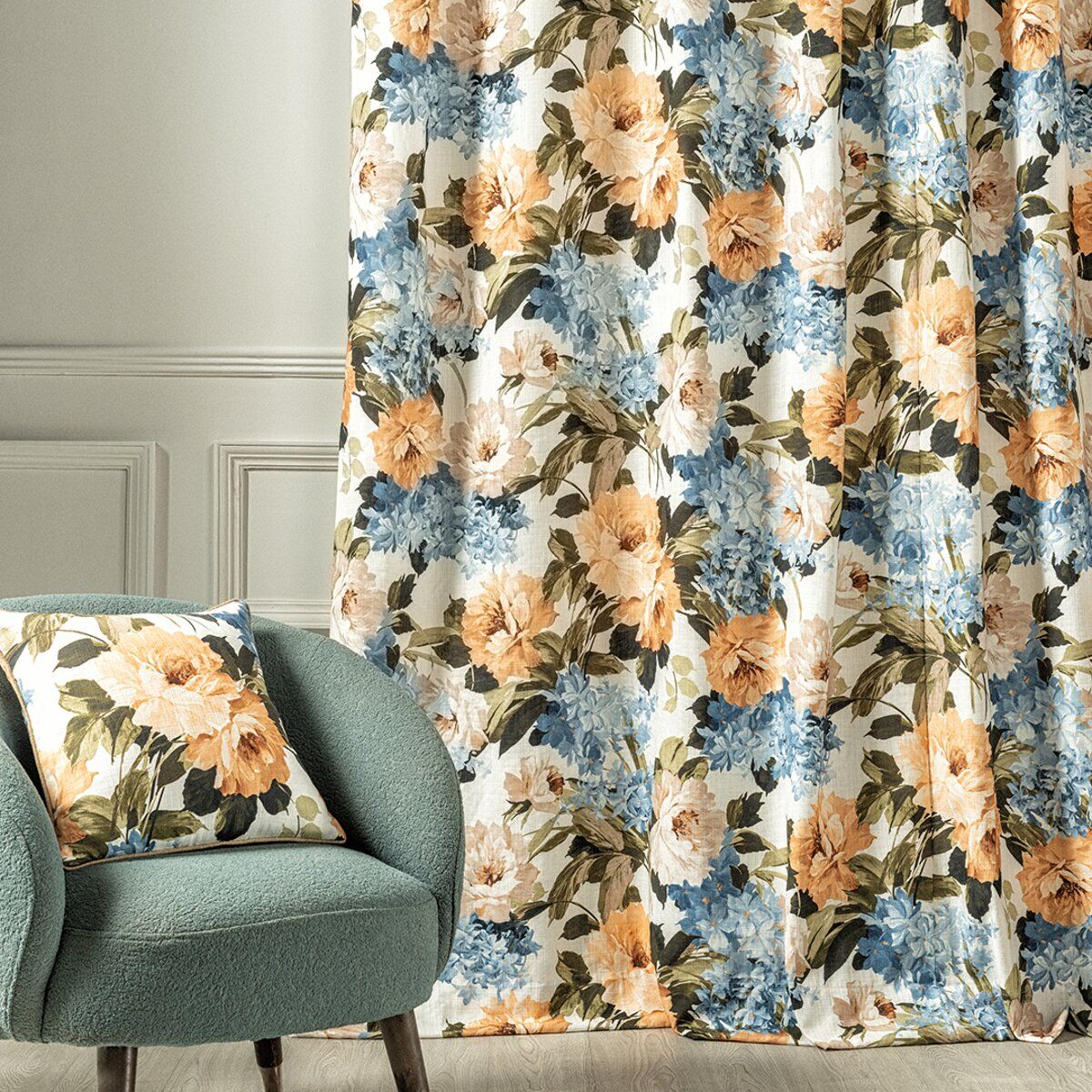 BRUSH STROKES – LAGOON UPHOLSTERY