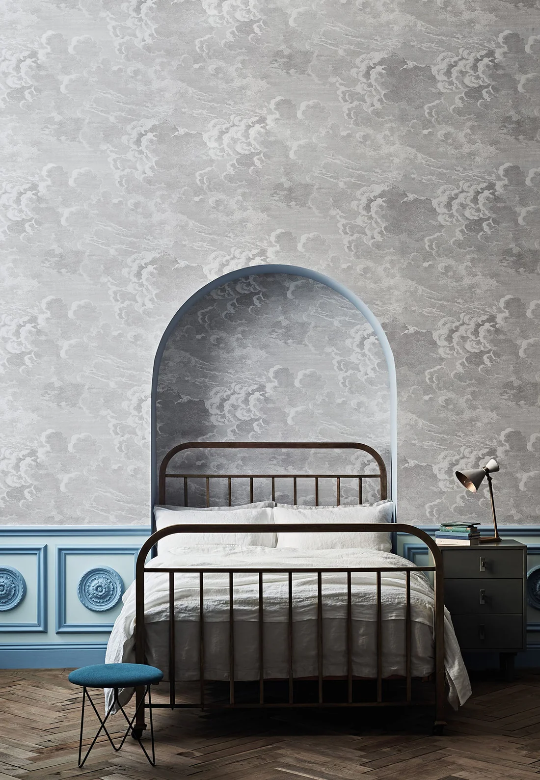 Cole & Son Nuvolette Wallpaper