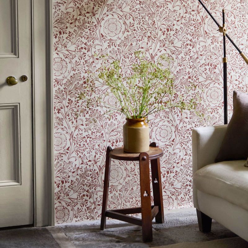 Morris & Co. Chamomile Wallpaper